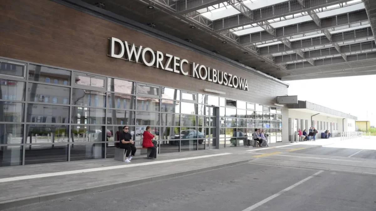 Dworzec w Kolbuszowej nie jest "wandaloodporny". Gmina ma pomysł - Zdjęcie główne