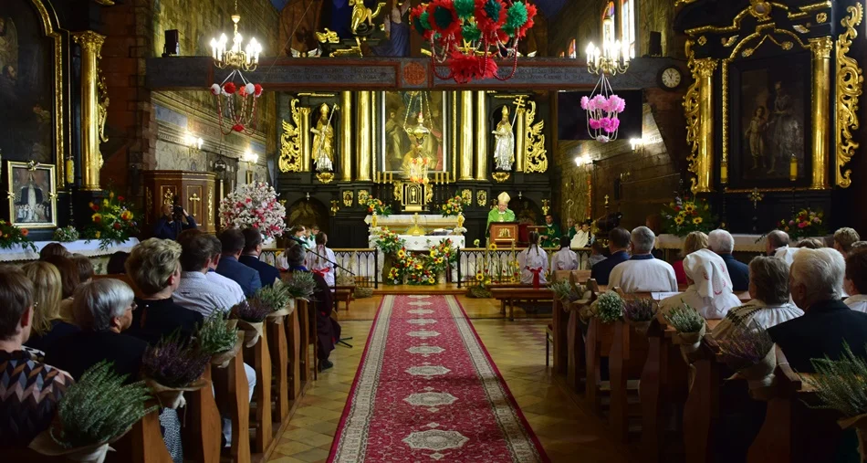 Parafie z gminy Cmolas chcą odnowić kościoły. Starają się łącznie o ponad 2 mln złotych [ZDJĘCIA] - Zdjęcie główne