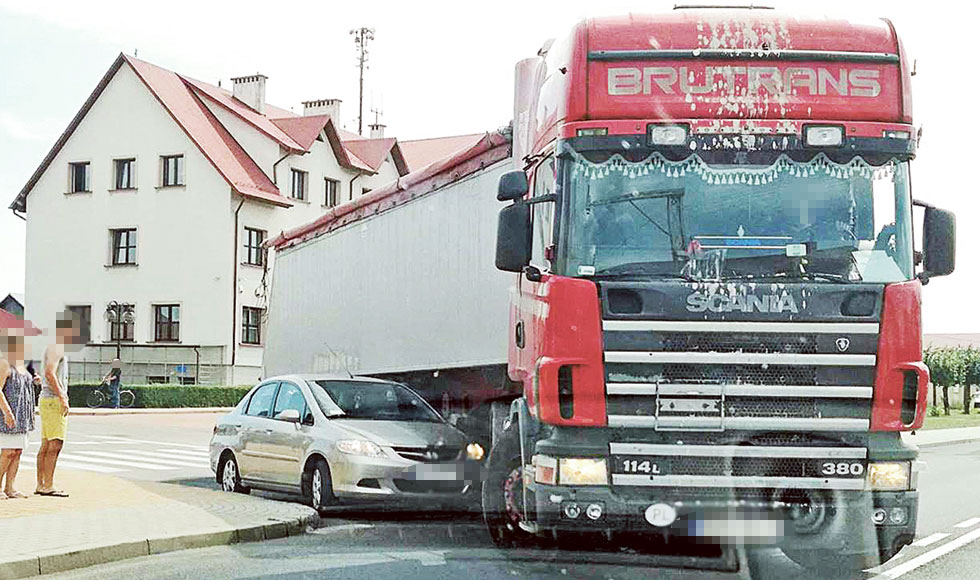 Honda kontra scania - Zdjęcie główne