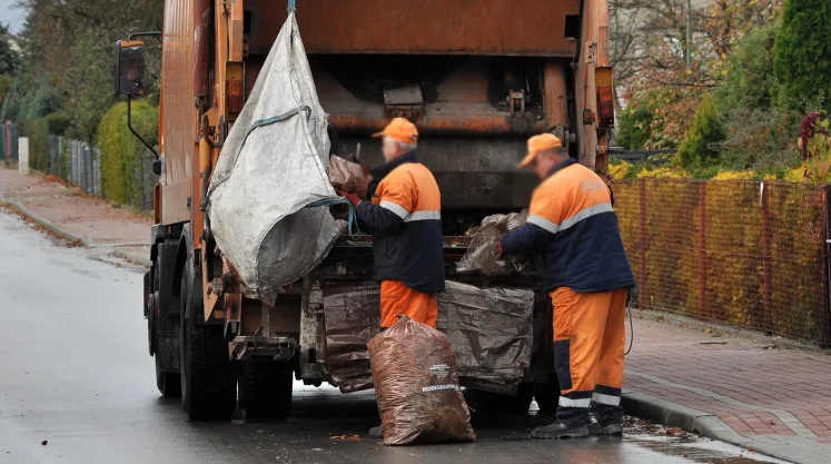 Wielu mieszkańców gminy Kolbuszowa nie płaci za śmieci. Ile spraw skierowano do komornika? - Zdjęcie główne