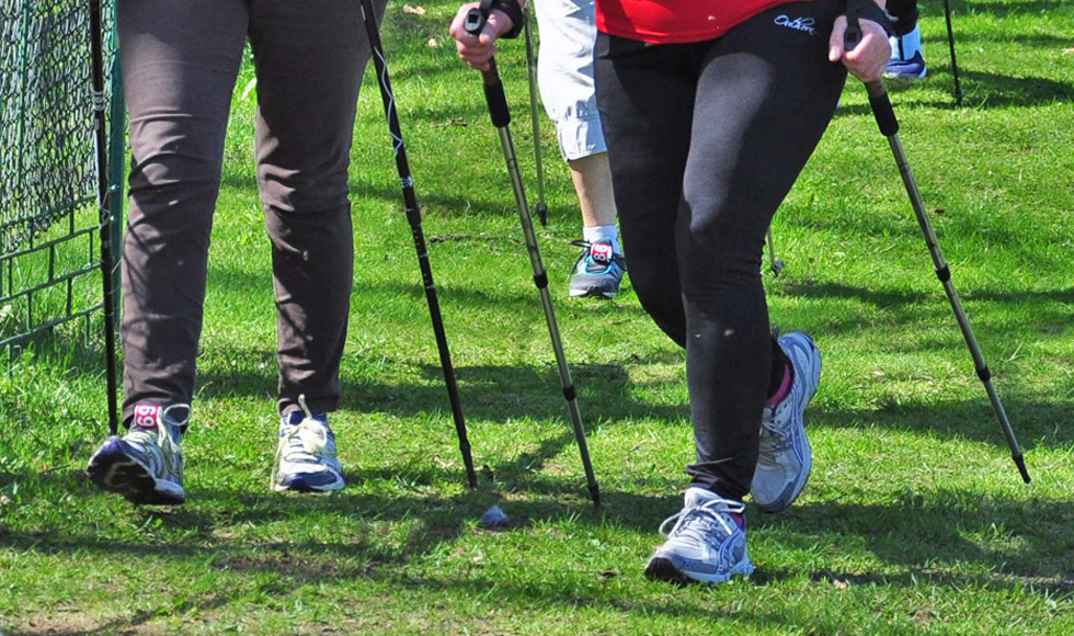 Kobiecy Marsz Nordic Walking w Kolbuszowej  - Zdjęcie główne