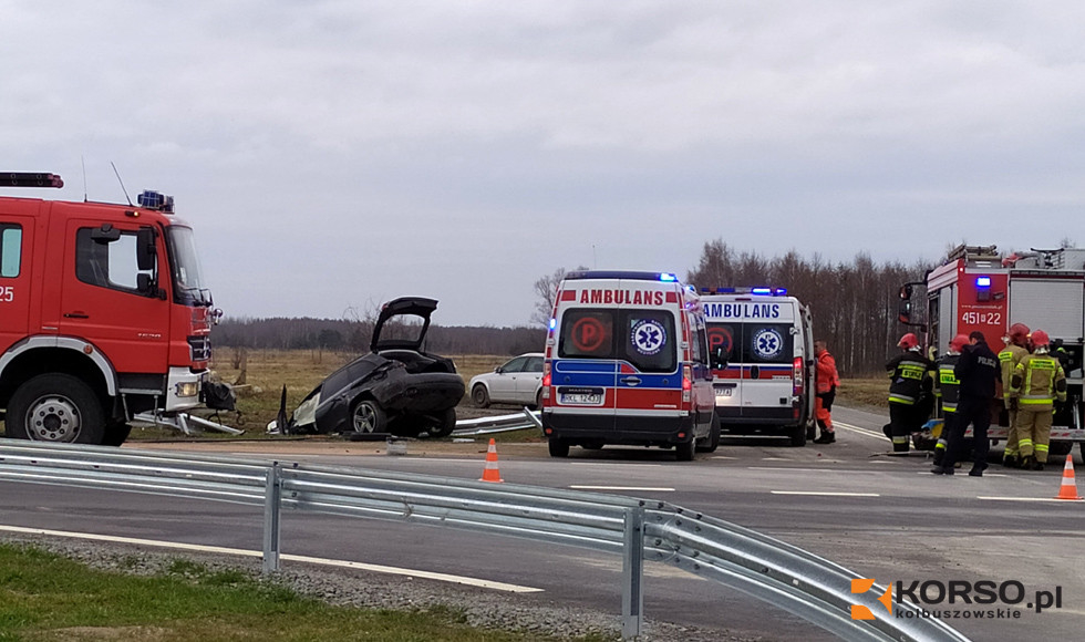 Trzy osoby trafiły do szpitala. Policja o wypadku w Weryni  - Zdjęcie główne