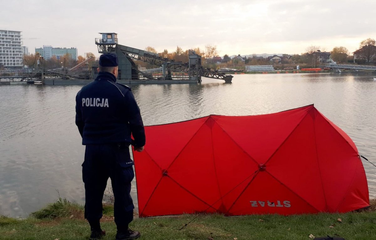 Ludzkie zwłoki w stanie głębokiego rozpadu w zalewie w Rzeszowie - Zdjęcie główne