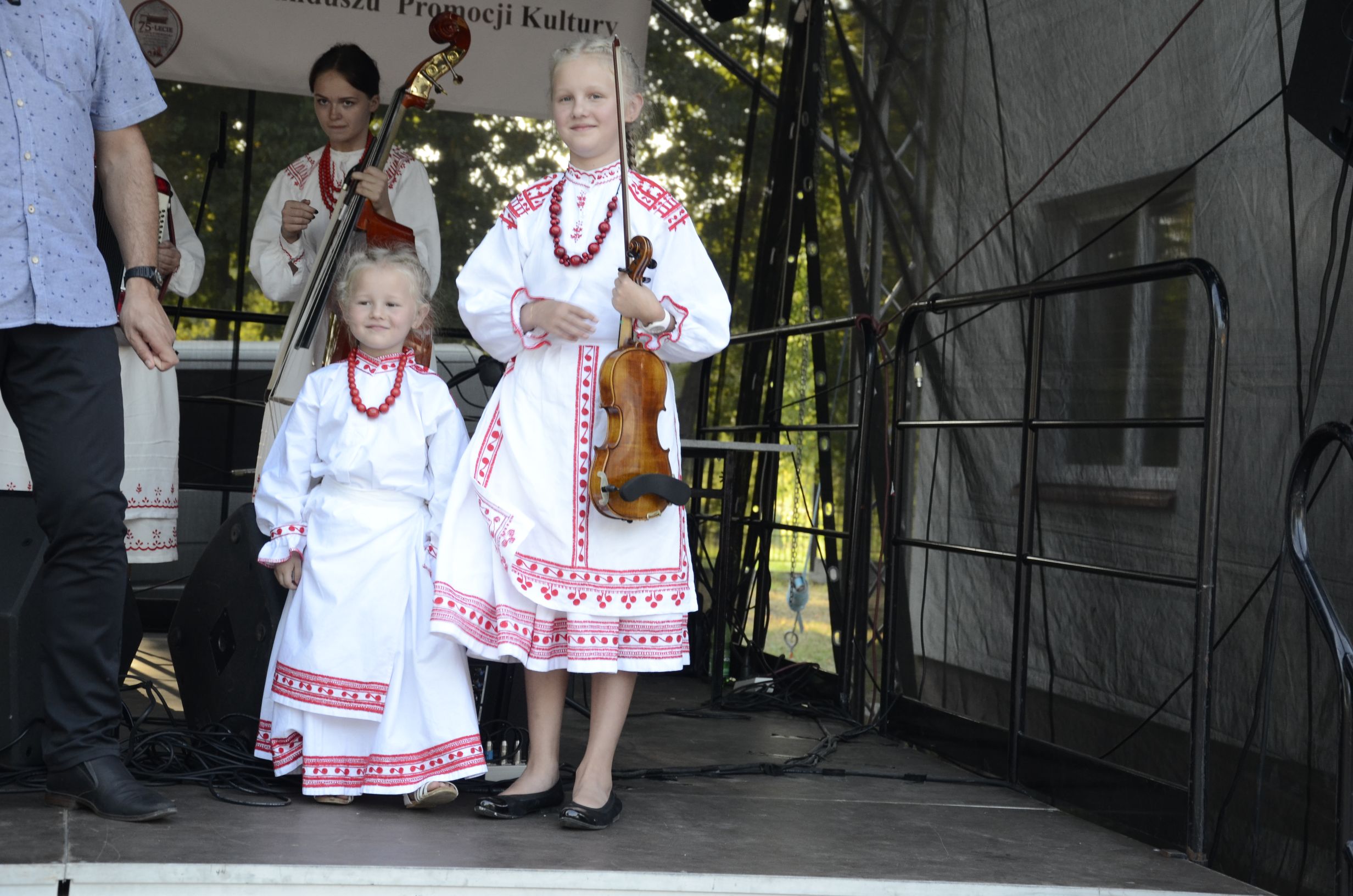 OSP w Hucie Komorowskiej świętowała 75 lat istnienia. Zorganizowano festiwal [ZDJĘCIA] - Zdjęcie główne