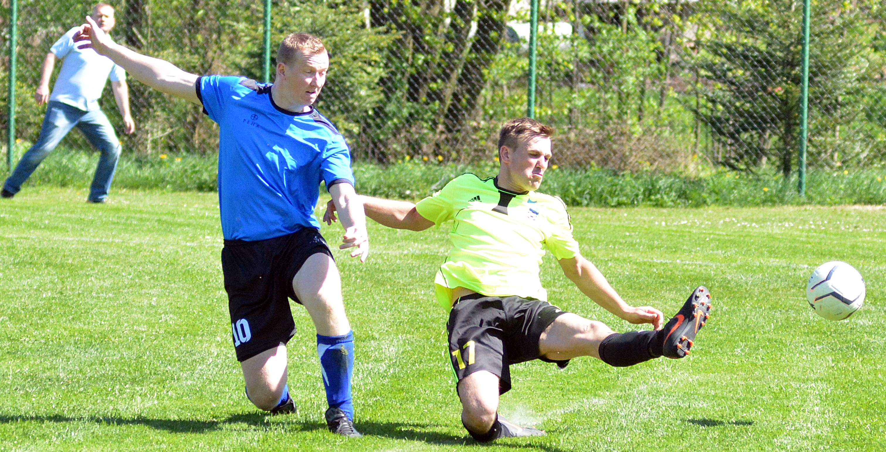 Zacisze Trześń - Florian Ostrowy Tuszowskie 0:1 [ZDJĘCIA] - Zdjęcie główne