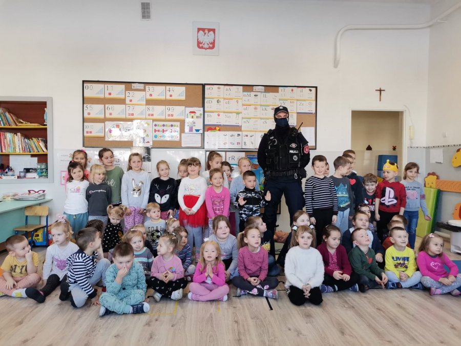 Policja u przedszkolaków. Czego młodzi się nauczyli? - Zdjęcie główne