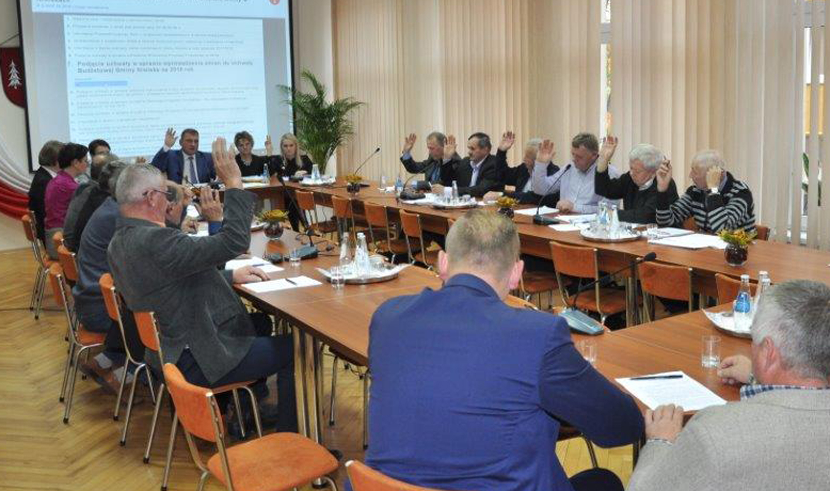 Obrady w Niwiskach. Sprawdź, o czym będą debatować samorządowcy  - Zdjęcie główne
