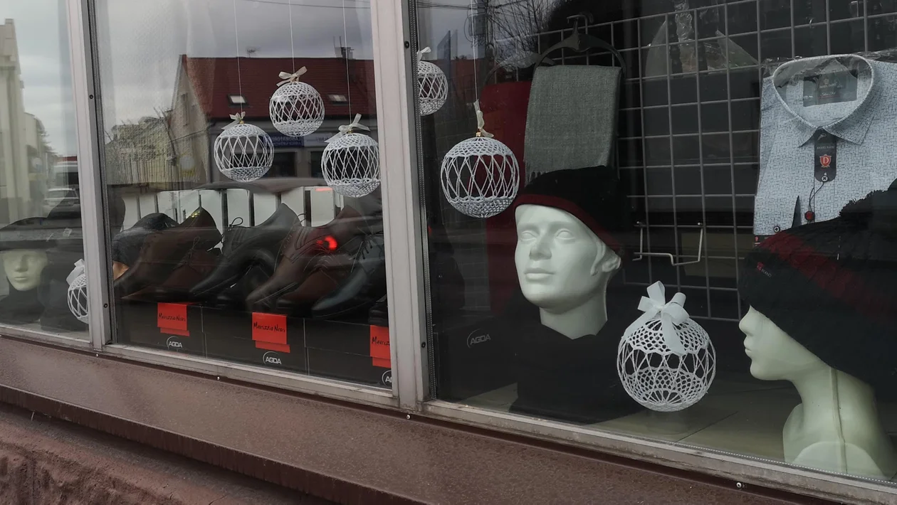 Świąteczne witryny sklepów w Kolbuszowej