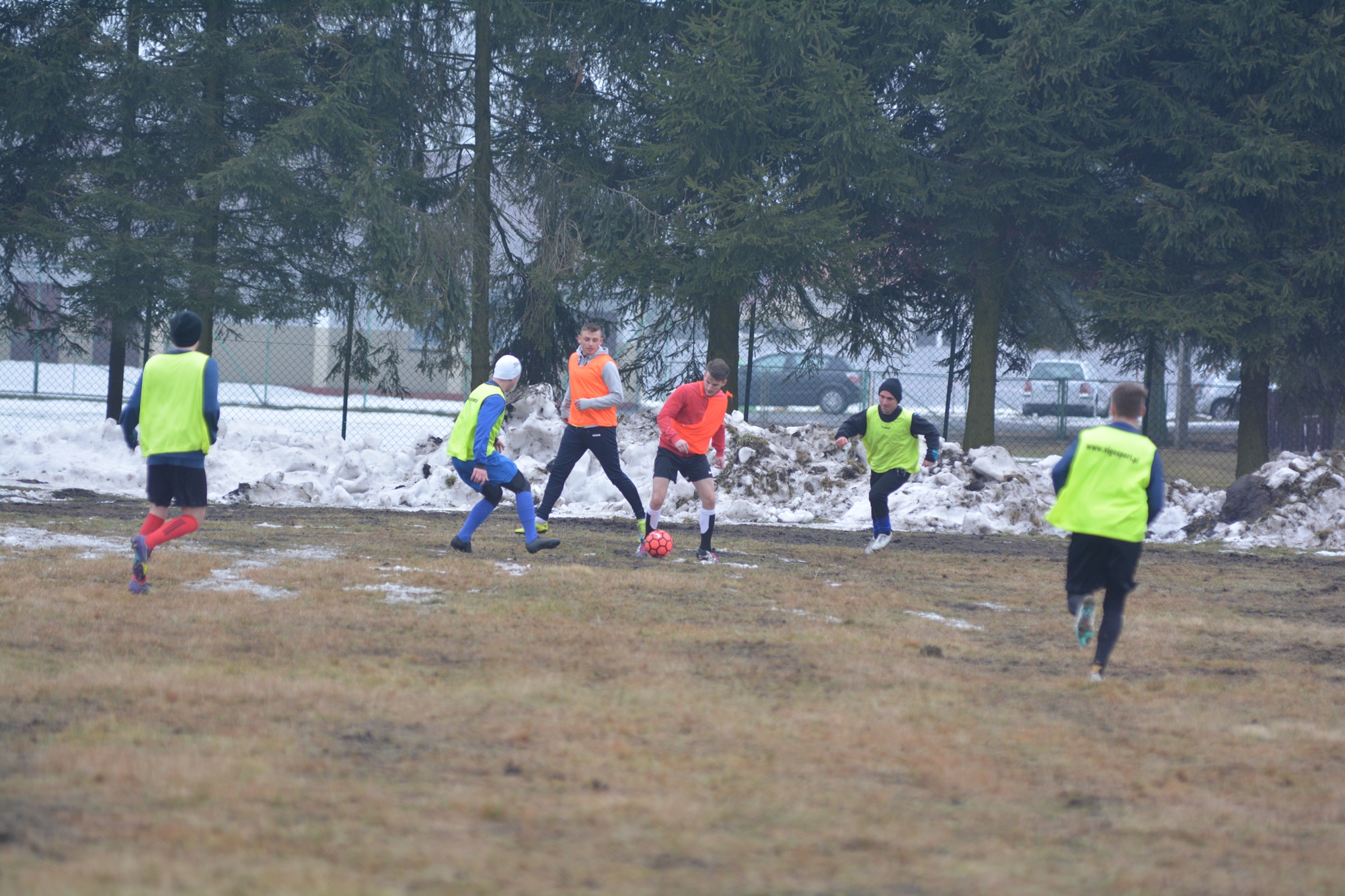 Sparing: LKS Hucina - KS Dzikowiec [3:3] - Zdjęcie główne