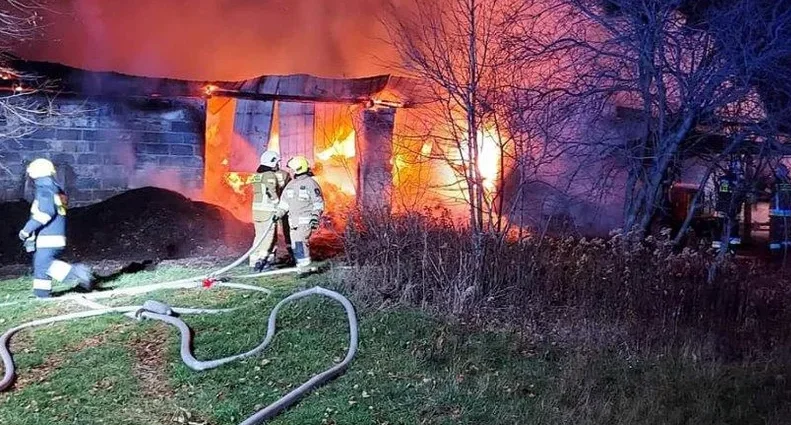 Oskarżony o podpalenie gospodarstwa w Nowej Wsi na wolności. Tak zdecydował sąd w Kolbuszowej - Zdjęcie główne