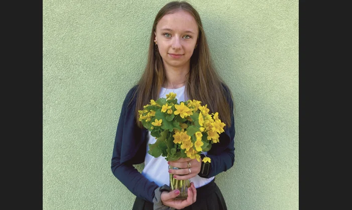 Julia Podgórska ze szkoły w Weryni o pięknych kaczeńcach - Zdjęcie główne