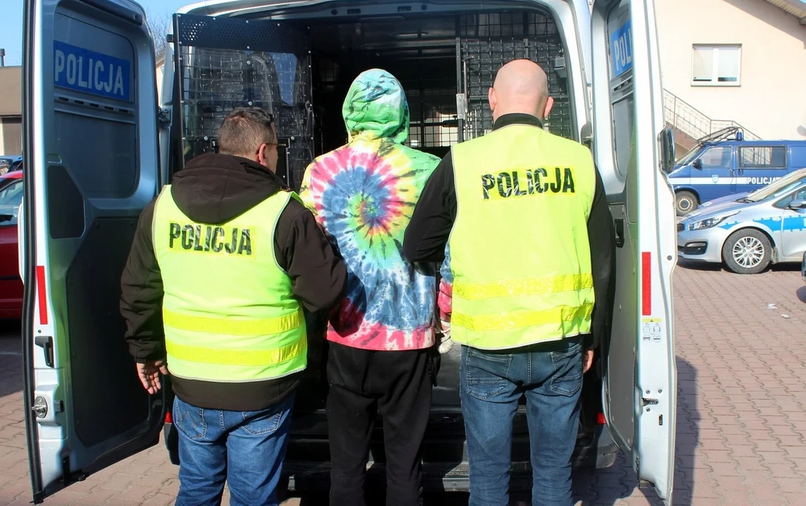 Areszt dla 21-latka z Brzozowa, który pobił i okradł 43-letniego mężczyznę - Zdjęcie główne