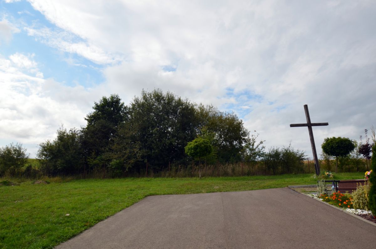 Sanok. Samobójstwo na cmentarzu [FOTO] - Zdjęcie główne