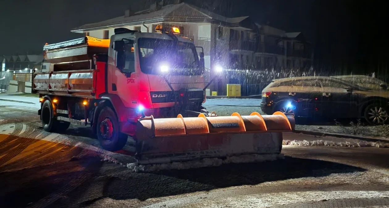 Intensywne opady śniegu, a potem marznący deszcz! Będzie bardzo ślisko. Kolejne ostrzeżenie dla powiatu sanockiego [MAPA ONLINE] - Zdjęcie główne