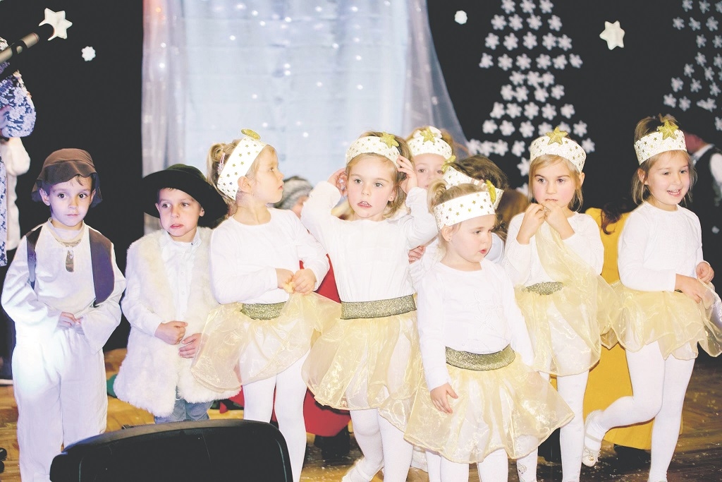 GMINA ZARSZYN: Wieczór z jasełkami - Zdjęcie główne