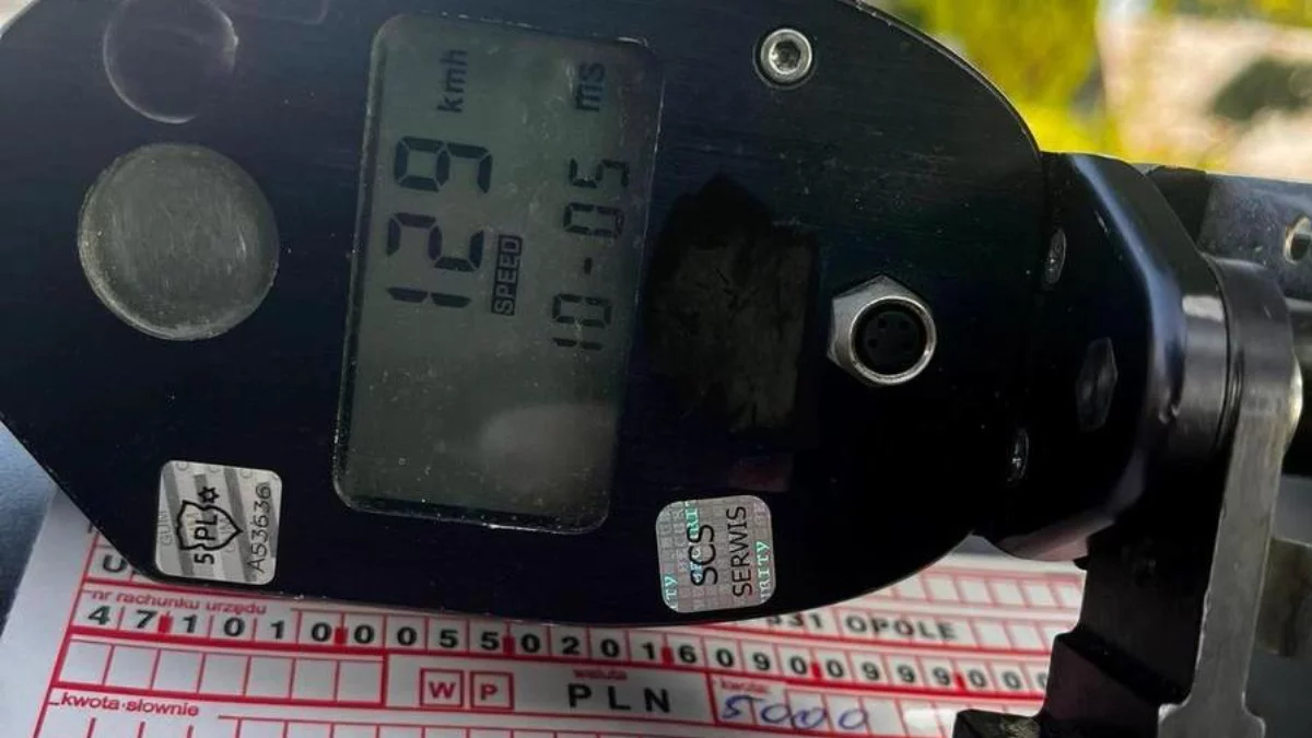 Blizne: Jechał 129 km/h w terenie zabudowanym. 22-latek stracił prawo jazdy - Zdjęcie główne