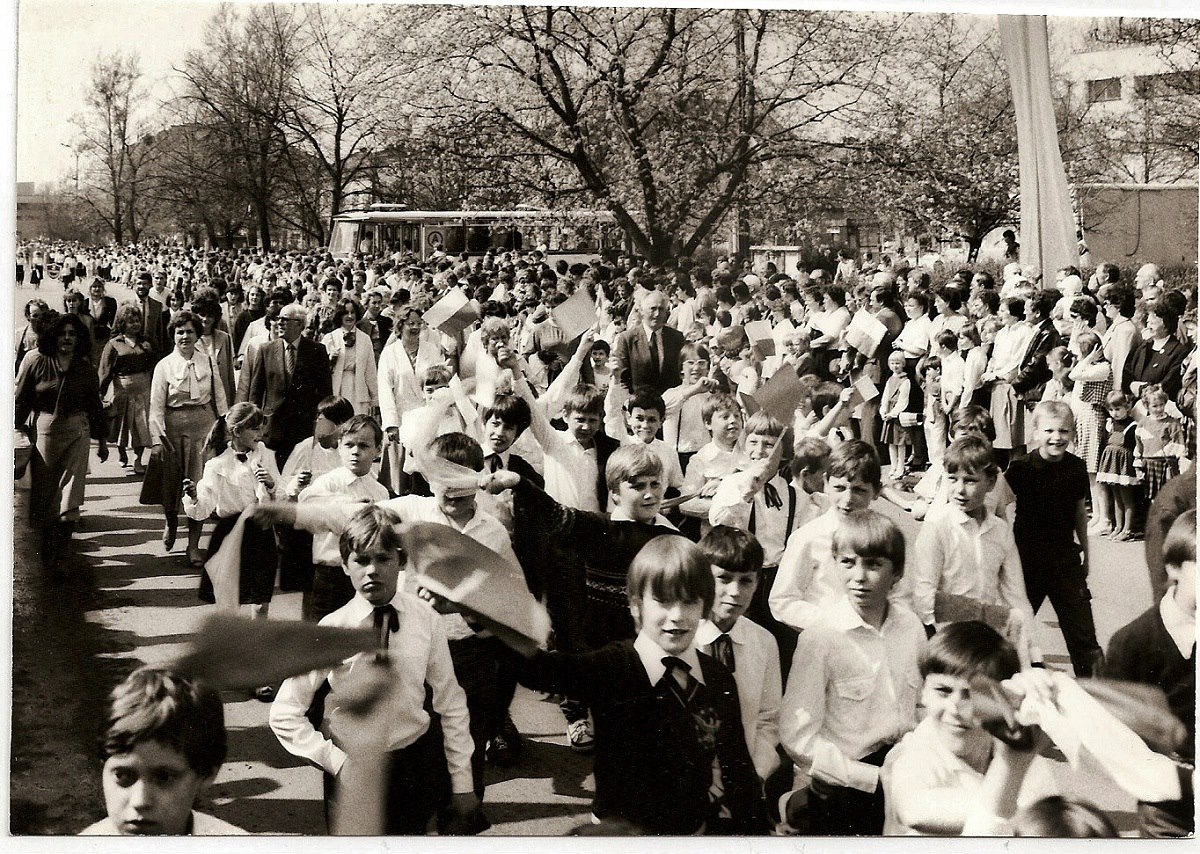 Niech się święci 1 maj! Obchody święta pracy w Polsce w 1953 roku [WIDEO] - Zdjęcie główne