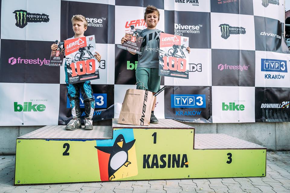 SANOK: Sanoczanie na podium w Mistrzostwach Polski w downhillu FOTO - Zdjęcie główne