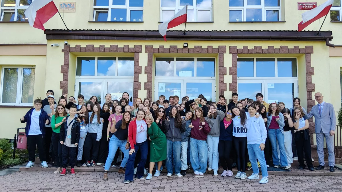 SP2 w Sanoku gościła międzynarodową młodzież w ramach edukacyjnego spotkania na rzecz klimatu - Zdjęcie główne