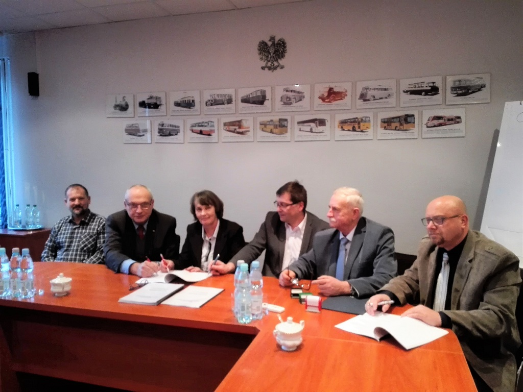 AUTOSAN: Jest porozumienie, pracownicy dostaną podwyżki - Zdjęcie główne