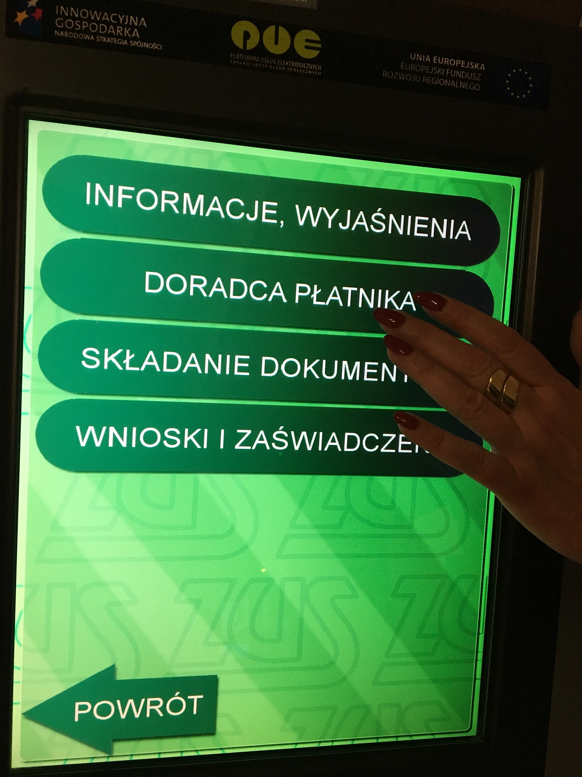 Pracownicy ZUS śpieszą z pomocą - Zdjęcie główne