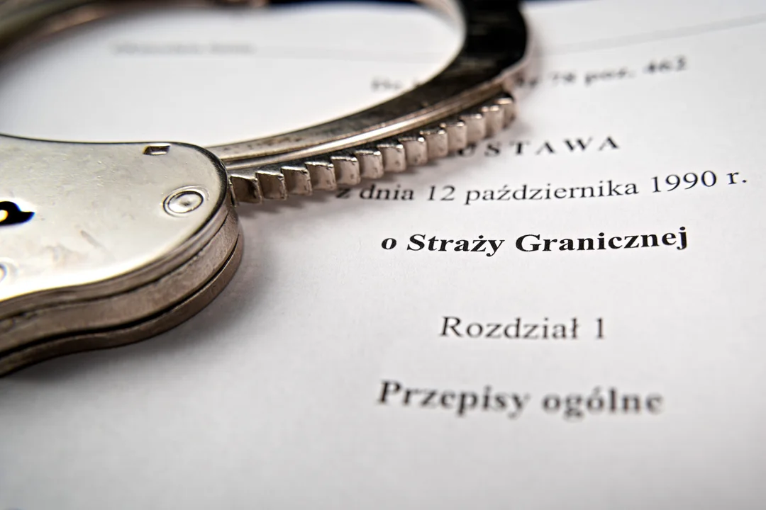 Straż Graniczna rozpracowała grupę przestępczą która wyłudzała dokumenty umożliwiające przekroczenie granicy Polski - Zdjęcie główne