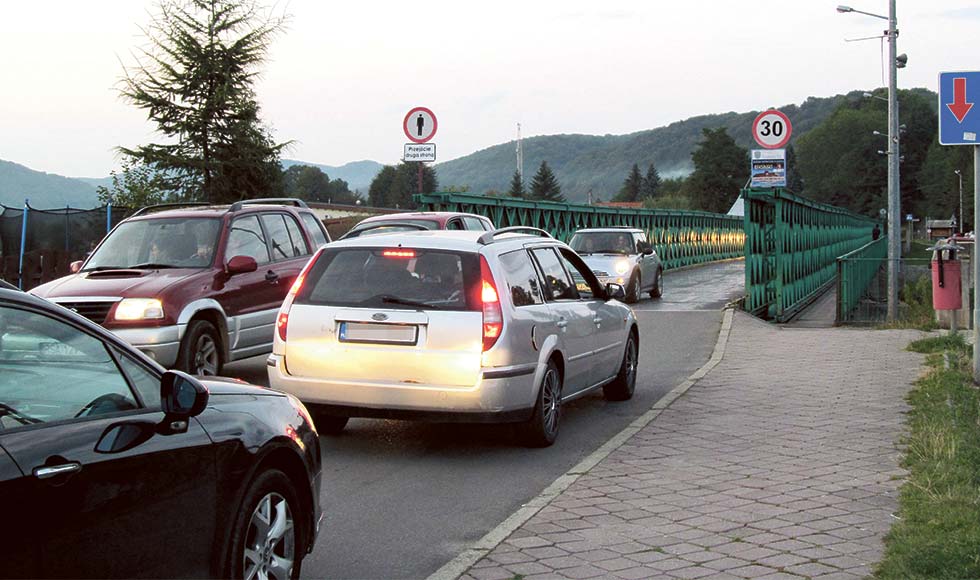 Bardzo uciążliwy most - Zdjęcie główne