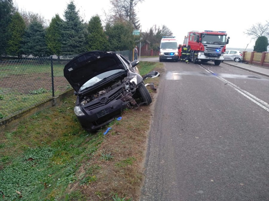 Tragiczny początek świąt na podkarpackich drogach. Zginęło dwóch młodych mężczyzn - Zdjęcie główne