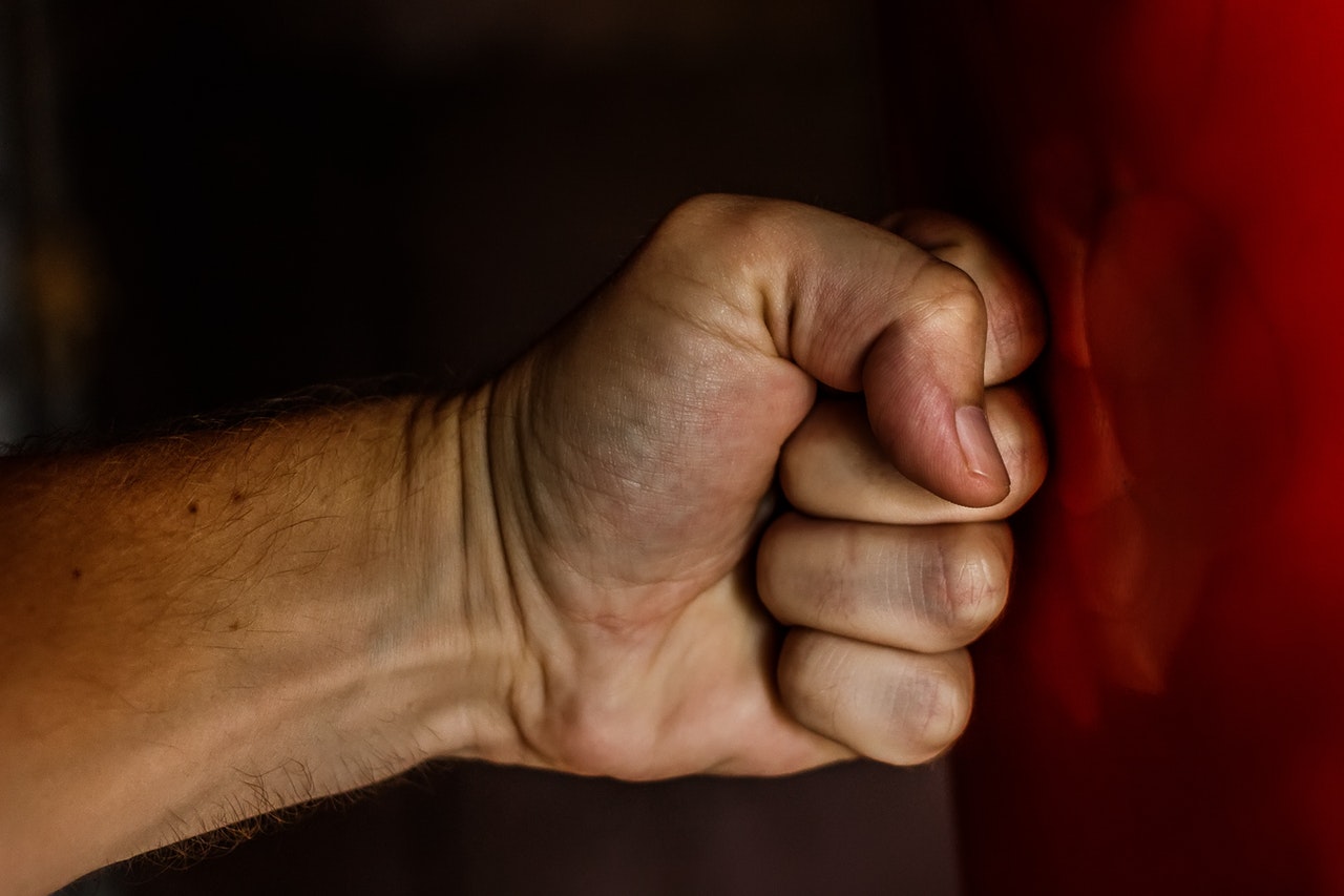 ZNĘCALI SIĘ nad bliskimi! Policja szuka tych mieszkańców Podkarpacia - Zdjęcie główne