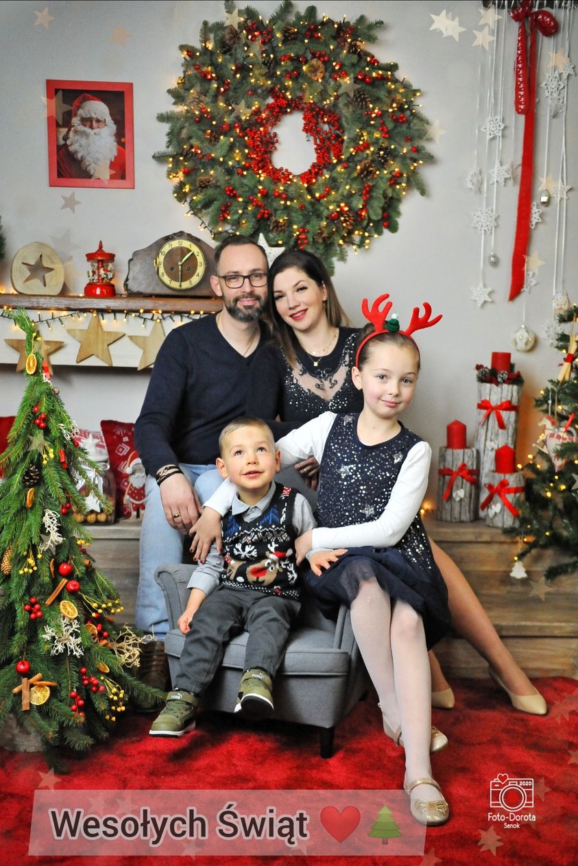 Julek Świdurski z rodziną
