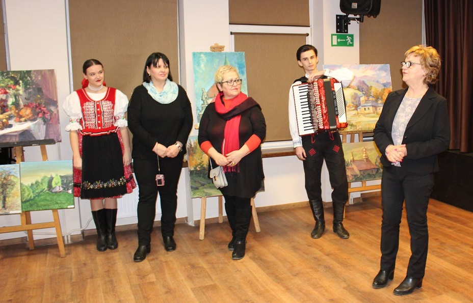 Poplenerowa wystawa obrazów i fotografii "Perły Karpat" w Centrum Kultury SM Autosan - Zdjęcie główne