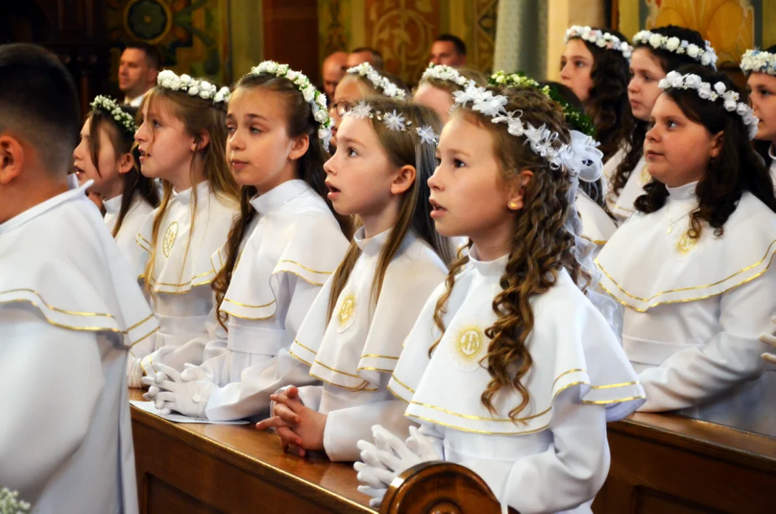 Oto jest dzień, który dał nam Pan. Najpiękniejsze zdjęcia komunijne z sanockich parafii [ZDJĘCIA] - Zdjęcie główne