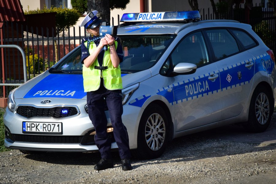 Bieszczady. Noga z gazu! W dwa dni odebrano aż 13 praw jazdy - Zdjęcie główne