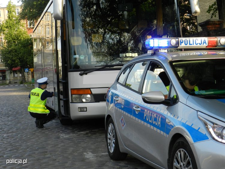 Podróżni zwracajcie uwagę z kim jedziecie!  - Zdjęcie główne