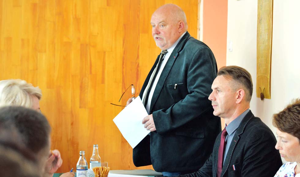 Wójt z absolutorium - Zdjęcie główne
