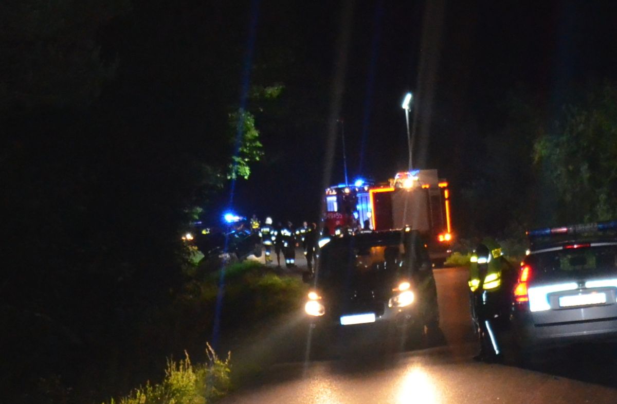 PORAŻ: Tragedia na drodze. Śmiertelne potrącenie 14-latki [FOTO] - Zdjęcie główne