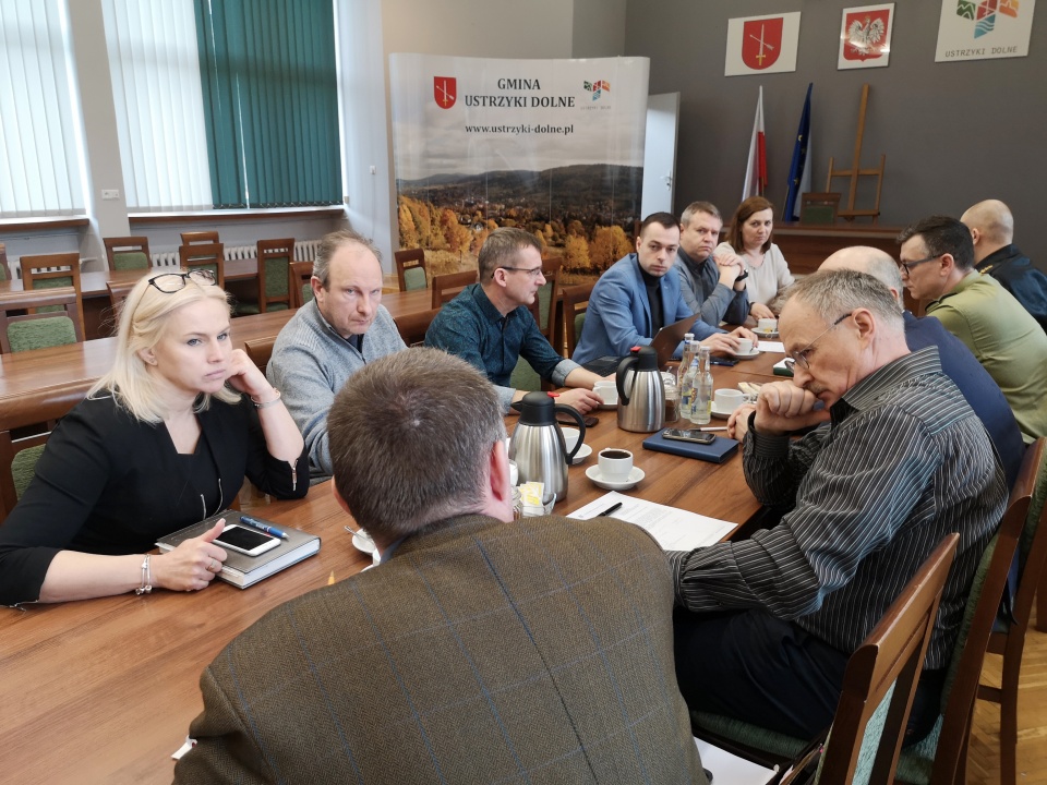 USTRZYKI DOLNE. Zespół Zarządzania Kryzysowego w sprawie SARS-CoV-2! - Zdjęcie główne