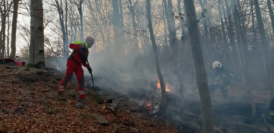 BIESZCZADY POŻAR LASU: Ratownik GOPR opowiada o wczorajszej akcji w Bieszczadach [FOTO] - Zdjęcie główne