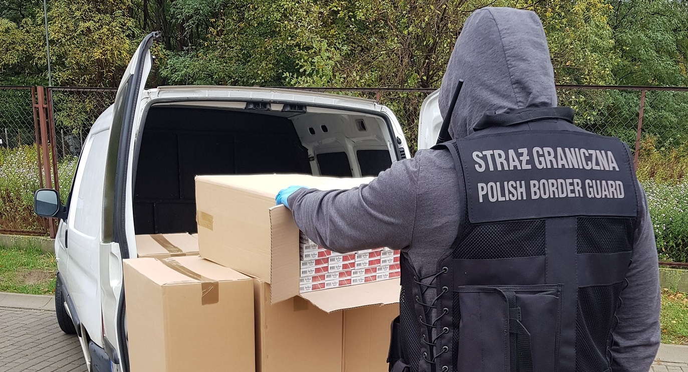 „Mega palacz” wpadł w trakcie kontroli - Zdjęcie główne