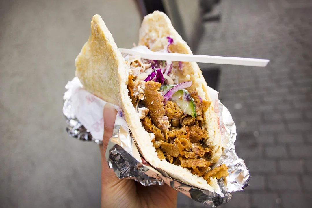 Tu zjesz najlepszy kebab w Sanoku! Tylko sprawdzone miejsca, polecane przez klientów w Google  - Zdjęcie główne