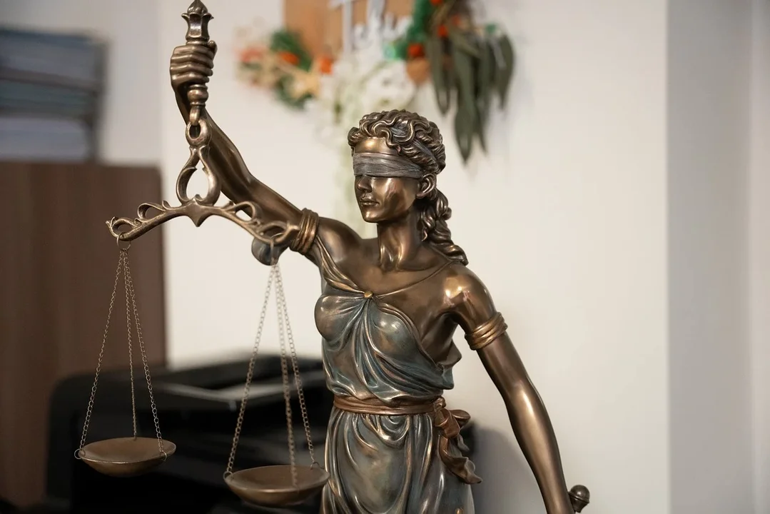 Prokuratura wszczęła postępowanie z zawiadomienia Rzecznika Dyscyplinarnego w sprawie dyrektora sanockiej podstawówki - Zdjęcie główne