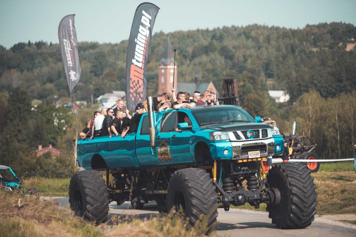 UWAGA! Będą utrudnienia w ruchu drogowym w Izdebkach. Drift Show Izdebki 2020” - Zdjęcie główne