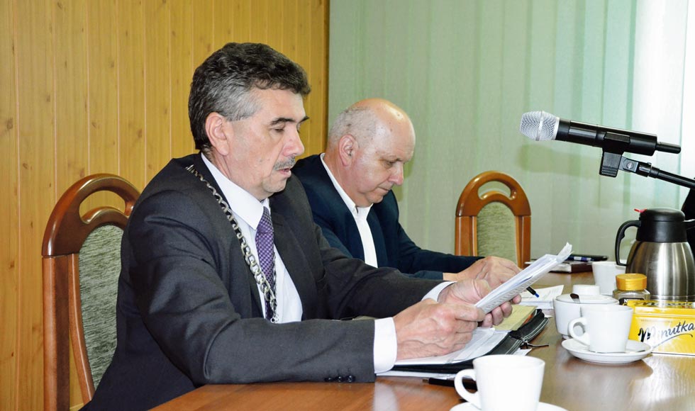 Pieniądze dla szkoły - Zdjęcie główne