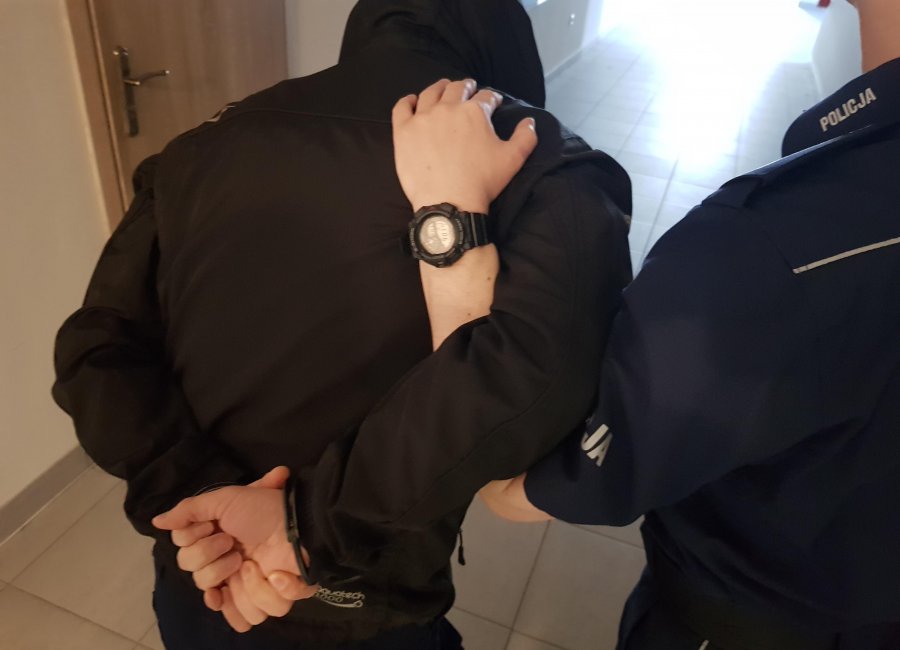 PRZEMYŚL: Włamanie do Klasztoru - Zdjęcie główne
