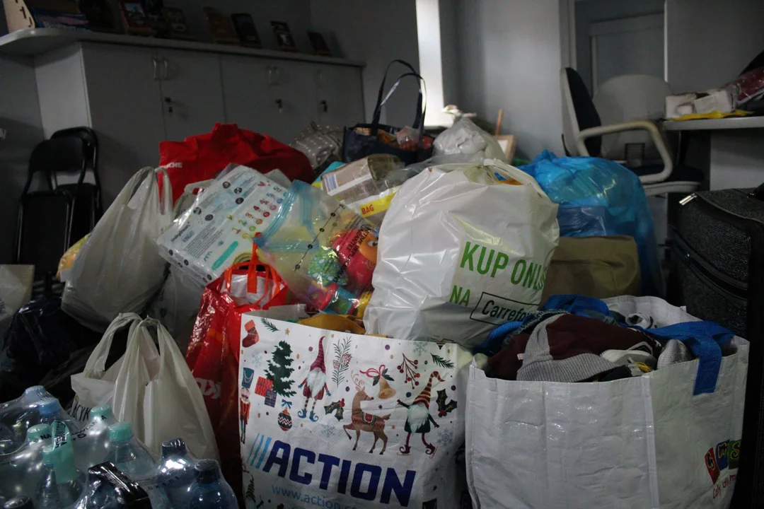 UWAGA! Sanockie punkty zbiórek dla uchodźców wstrzymują przyjmowanie darów  - Zdjęcie główne