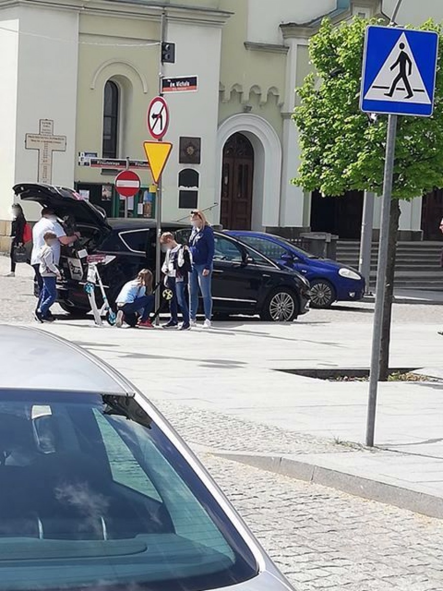 SYGNAŁY CZYTELNIKÓW: Turyści mogą wszystko! - Zdjęcie główne