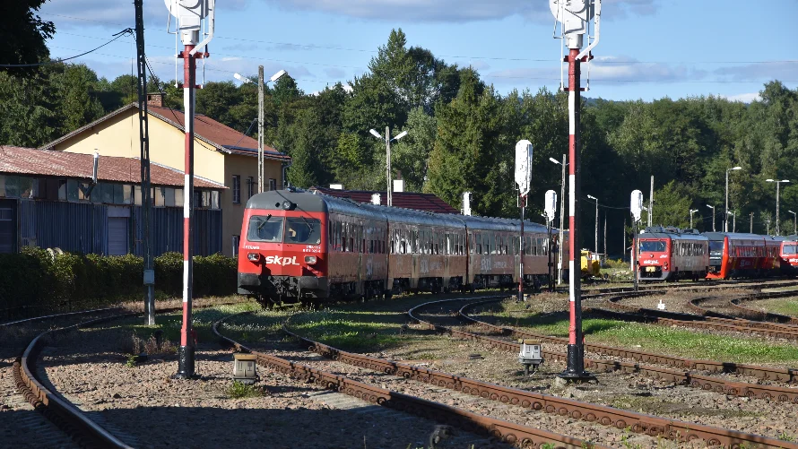 Zawieszenie kursu pociągów na trasie Zagórz – Kraków - Zdjęcie główne