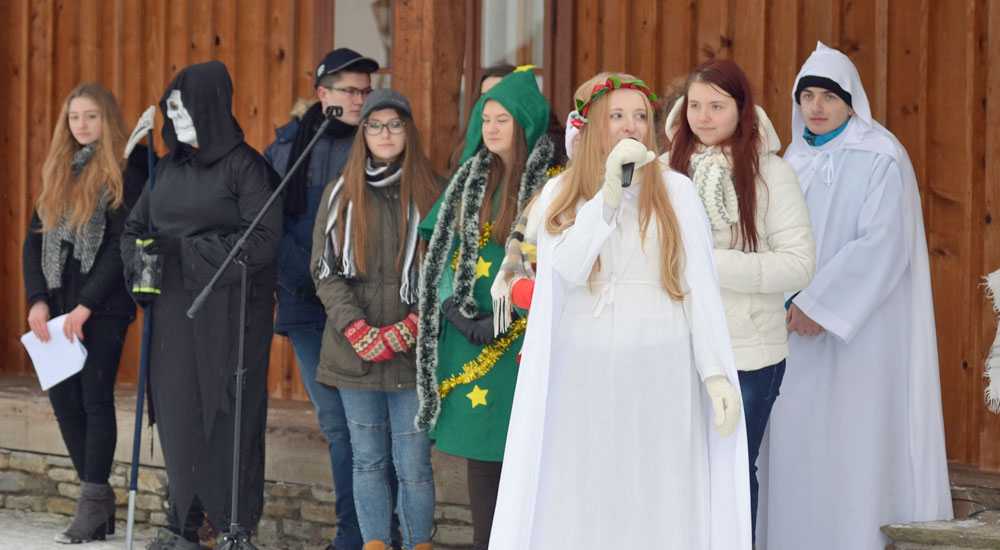 Jarmarcznie, ale i świątecznie - Zdjęcie główne