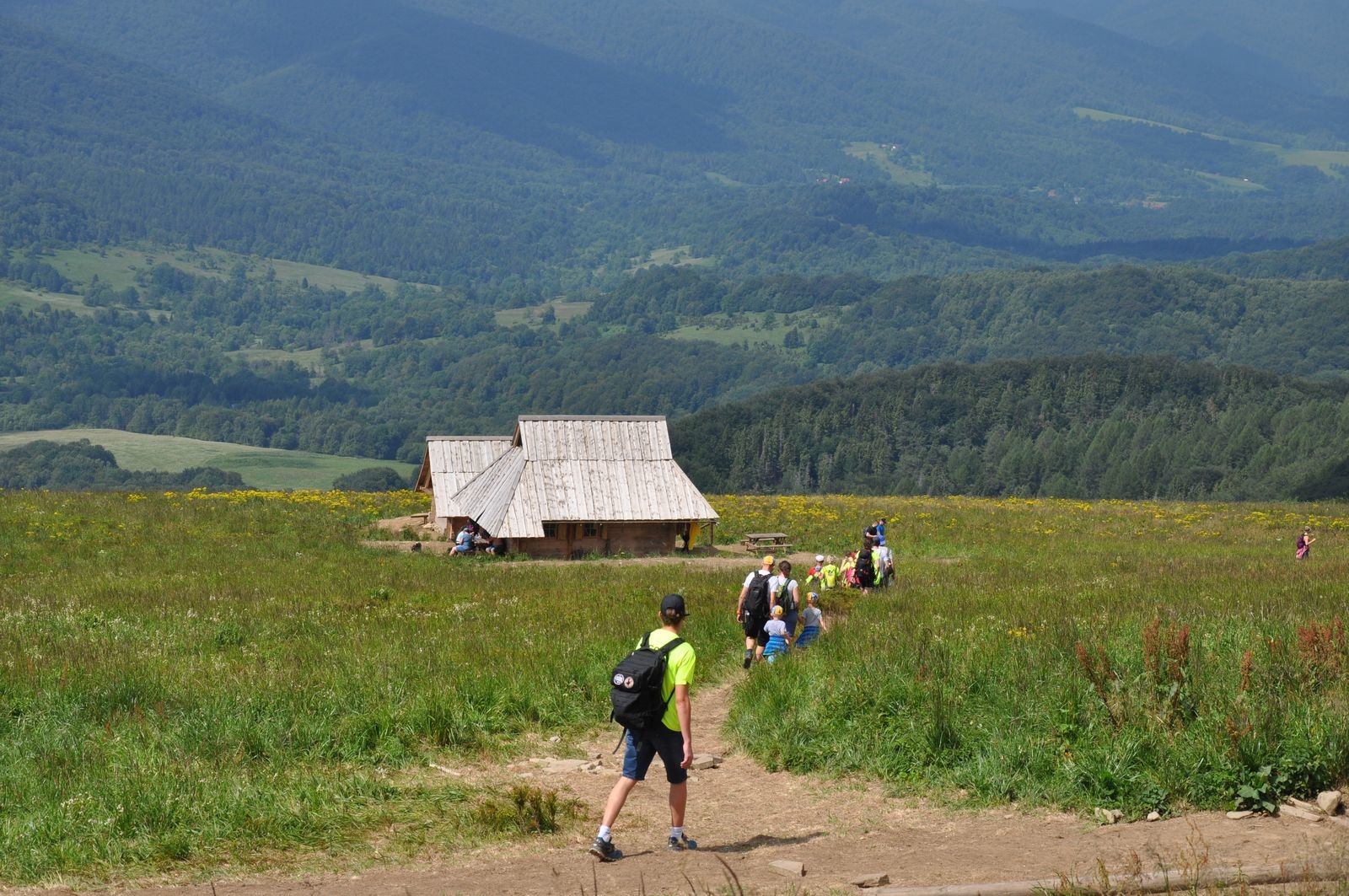 Bieszczady: Tylu turystów na szlakach jeszcze nie było! - Zdjęcie główne