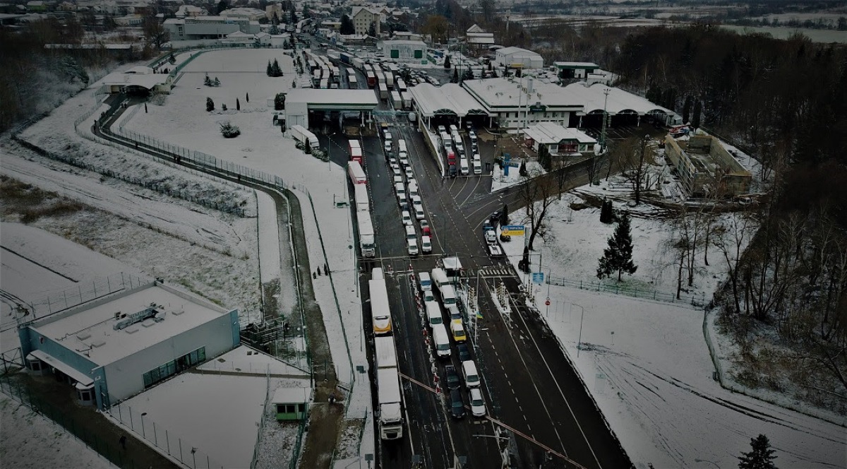 Okres świąteczno - noworoczny na podkarpackiej granicy państwowej - Zdjęcie główne